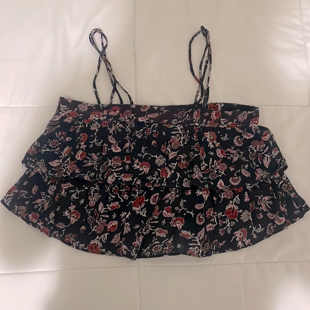 Moving sale! Cute Zara flowy crop floral top